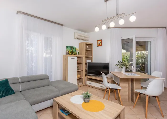 Apartment Lovely In *